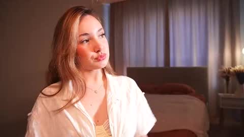 Snapshot of shebuny chatting on March 18, 4:15 am shebuny online show from March 18, 4:15 am