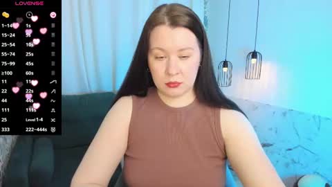 Snapshot of shedar_pretty chatting on June 19, 5:45 am Shedar online show from June 19, 5:45 am
