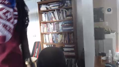 Snapshot of sheepishlion chatting on December 8, 8:15 pm sheepishlion online show from December 8, 8:15 pm