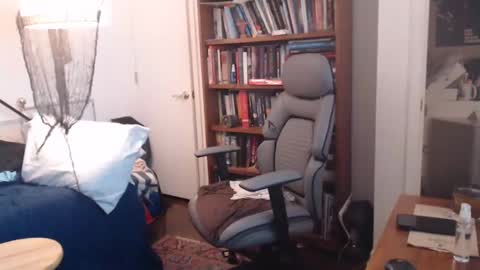 Snapshot of sheepishlion chatting on October 21, 2:56 am sheepishlion online show from October 21, 2:56 am