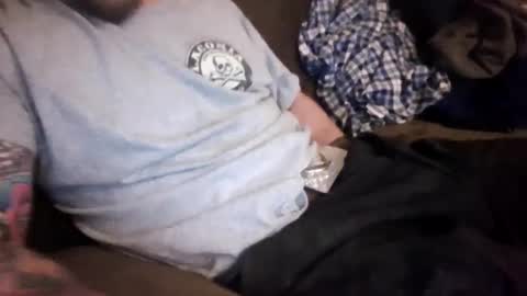 Snapshot of sheepydoggy45 chatting on November 6, 1:39 am sheepydoggy45 online show from November 6, 1:39 am