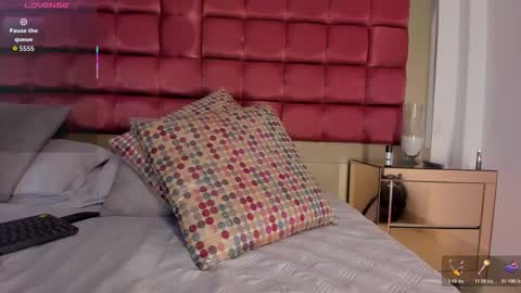 Shego  online show from November 28, 1:19 am