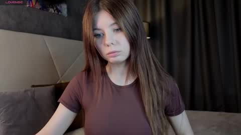 Amely online show from January 14, 9:48 am