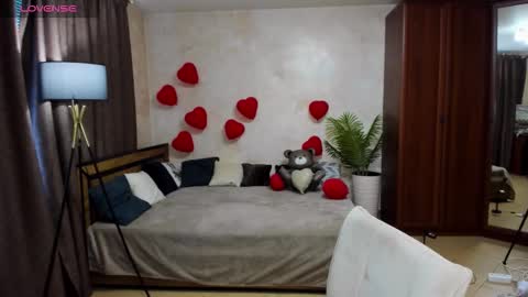 Sheila online show from February 20, 6:26 am