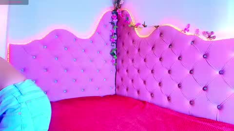 sheilly_brown online show from May 30, 6:49 pm