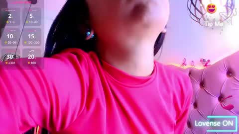 sheilly_brown online show from June 14, 8:33 pm