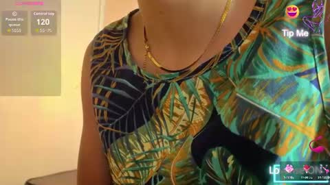 sheilly_brown online show from July 18, 7:06 pm