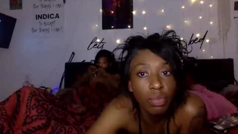 Lola online show from November 25, 4:56 am