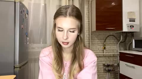 Snapshot of shelapeake chatting on October 11, 8:18 pm Jenny online show from October 11, 8:18 pm