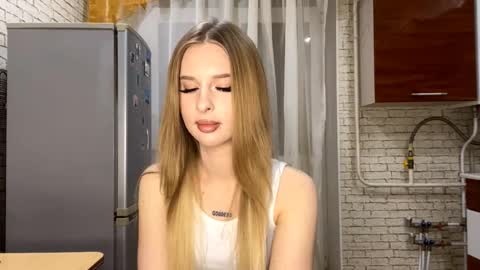 Snapshot of shelapeake chatting on October 20, 8:20 pm Jenny online show from October 20, 8:20 pm