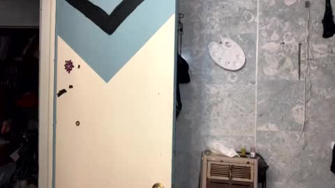 Shelby holes online show from November 29, 11:35 am