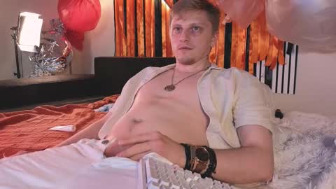 Vincente online show from November 1, 11:40 pm