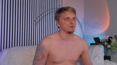 Vincente online show from November 15, 11:21 pm