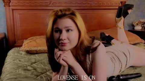 Snapshot of sheliamuyres chatting on May 17, 3:19 pm Lina online show from May 17, 3:19 pm