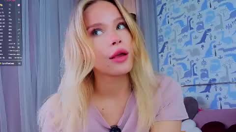Snapshot of sheliamuyres chatting on July 10, 2:38 am Lina online show from July 10, 2:38 am