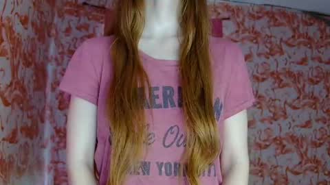 Snapshot of shelikessoymilk chatting on July 21, 7:49 pm Erika online show from July 21, 7:49 pm
