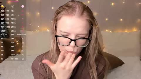 shellyboom online show from February 3, 2:53 am