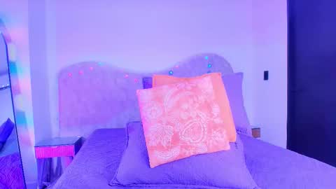 Shelsy online show from November 29, 11:57 am