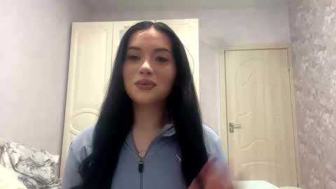 Mia meow meow online show from March 16, 3:38 pm