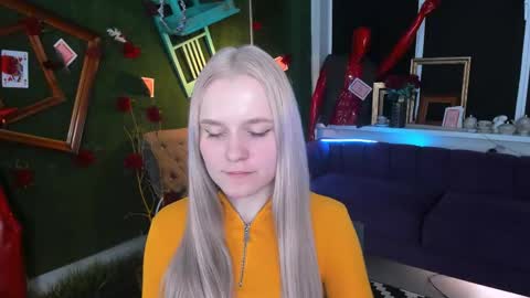 Snapshot of sherributlers chatting on May 27, 5:37 am Sweet Sherri online show from May 27, 5:37 am