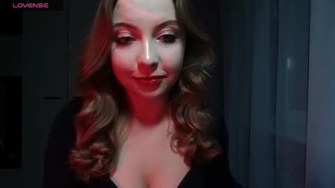 Snapshot of sherryberry_ chatting on November 13, 5:45 pm Sherry online show from November 13, 5:45 pm