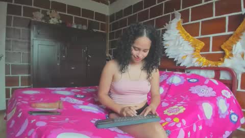 Snapshot of sheryl_perverse21 chatting on February 18, 3:30 pm Sheryl online show from February 18, 3:30 pm