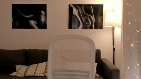 shesleepsnaked online show from July 16, 4:02 pm