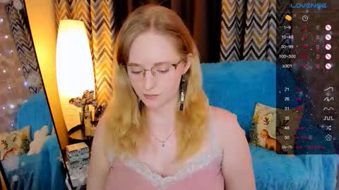 Hello guys my name is Aemilia online show from December 17, 8:20 am