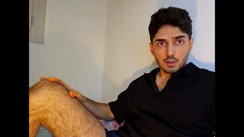 Snapshot of shhervin chatting on March 1, 7:05 pm shhervin online show from March 1, 7:05 pm