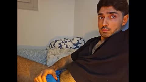 Snapshot of shhervin chatting on March 8, 3:27 pm shhervin online show from March 8, 3:27 pm