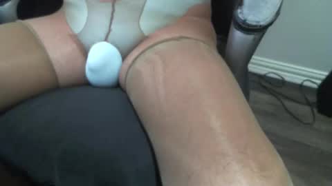 Snapshot of shine66shine chatting on September 13, 12:27 pm shine66shine online show from September 13, 12:27 pm