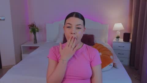 Snapshot of shine_abby_ chatting on July 2, 9:59 am Abby online show from July 2, 9:59 am