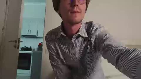 Matthew online show from July 26, 3:19 pm