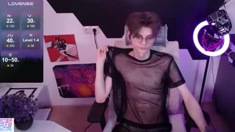 shiromy_ online show from June 28, 6:36 pm