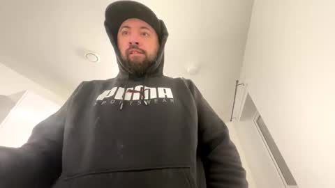 Shady online show from February 20, 9:15 pm