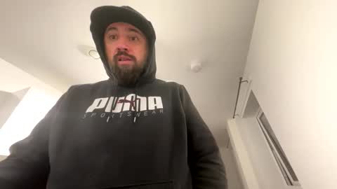 Shady online show from February 25, 1:15 am