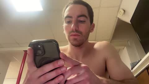 shirtlesshunk15 online show from February 17, 8:33 am