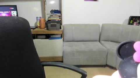 Shofia Beltran online show from February 19, 2:44 am