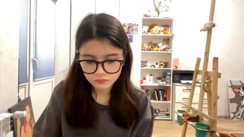 Marie online show from March 22, 12:30 pm