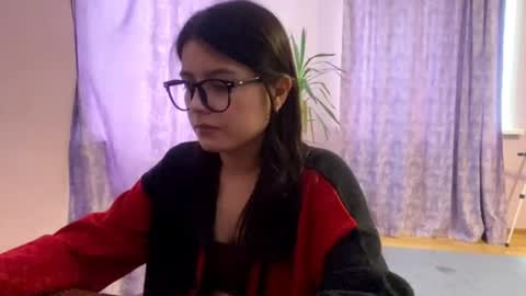 Marie online show from April 29, 1:48 pm