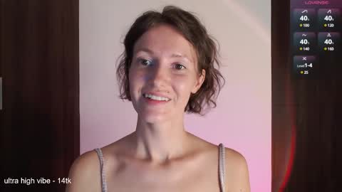 Snapshot of shoopdelang chatting on December 18, 2:49 pm Jess online show from December 18, 2:49 pm