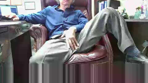 Snapshot of shootme69 chatting on December 16, 4:34 pm nikolas send dm for an appointment online show from December 16, 4:34 pm