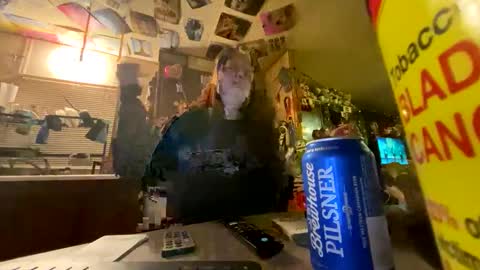 Snapshot of shorty920505 chatting on October 25, 12:40 am shorty920505 online show from October 25, 12:40 am