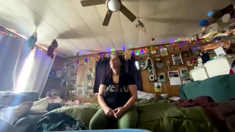 shorty920505 online show from December 13, 8:25 pm