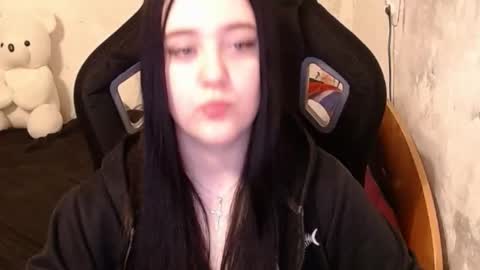 Snapshot of show_for_you chatting on December 2, 3:58 pm show_for_you online show from December 2, 3:58 pm