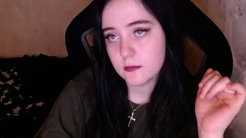 Snapshot of show_for_you chatting on December 9, 8:54 pm show_for_you online show from December 9, 8:54 pm