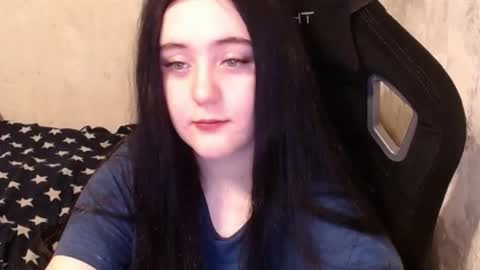 Snapshot of show_for_you chatting on December 10, 12:16 pm show_for_you online show from December 10, 12:16 pm