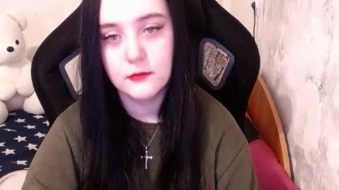 Snapshot of show_for_you chatting on December 19, 9:51 am show_for_you online show from December 19, 9:51 am