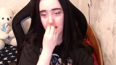 Snapshot of show_for_you chatting on January 13, 8:47 am show_for_you online show from January 13, 8:47 am