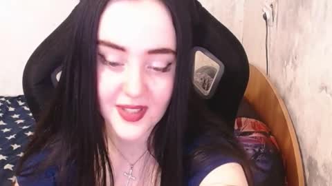 Snapshot of show_for_you chatting on January 21, 9:03 am show_for_you online show from January 21, 9:03 am